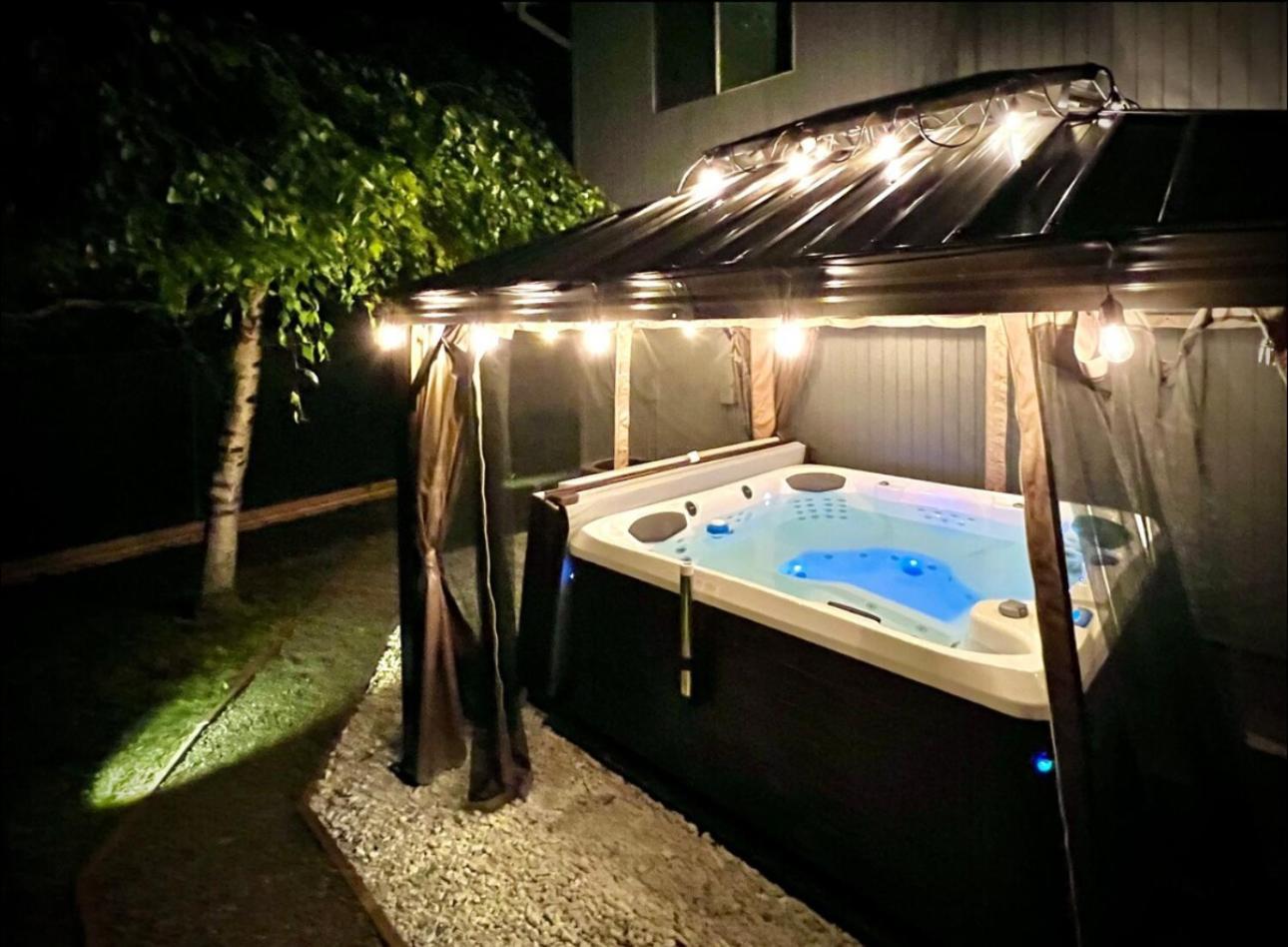 גרשם Private Level Of The House With Spa מראה חיצוני תמונה